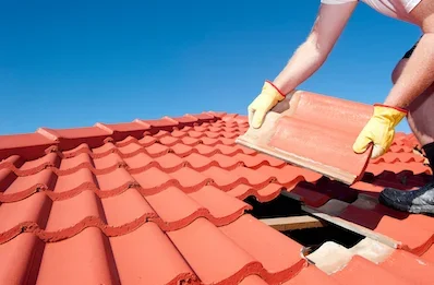 Pose et rénovation de toiture à Ponthévrard